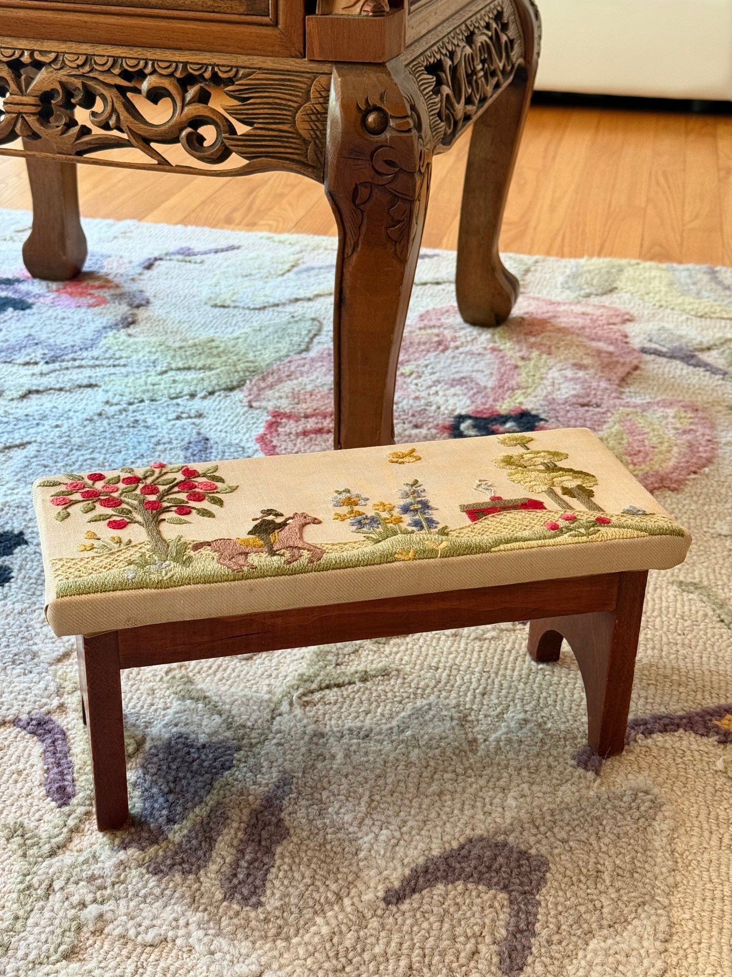 Elsa Williams Americana Crewel Footstool