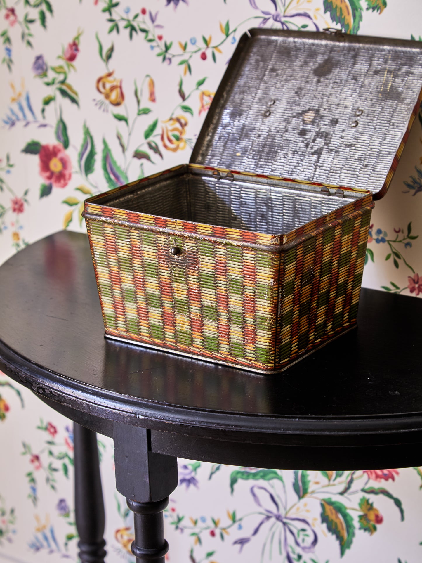 Antique Huntley & Palmers Biscuit Tin