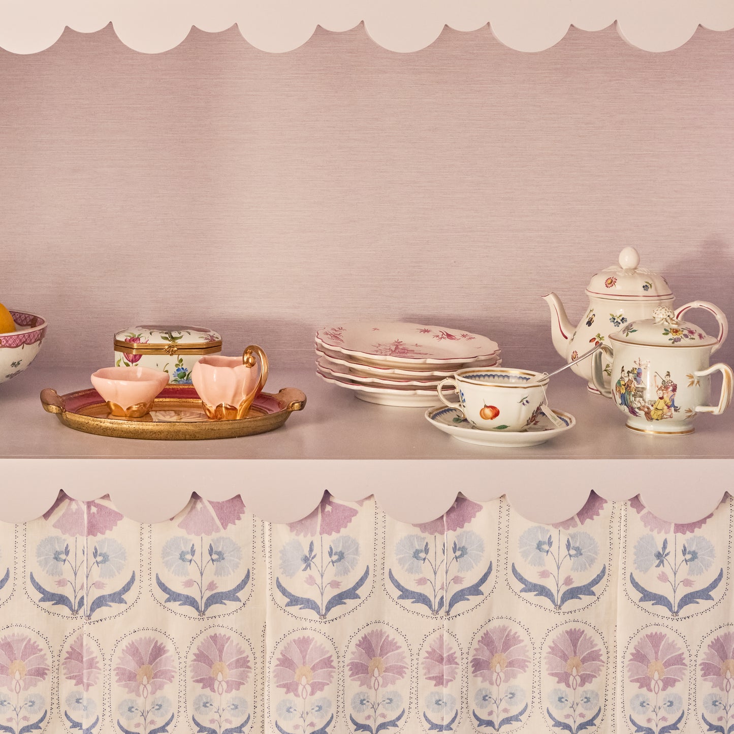 Vintage Mottahedeh Vista Algre Sugar Bowl