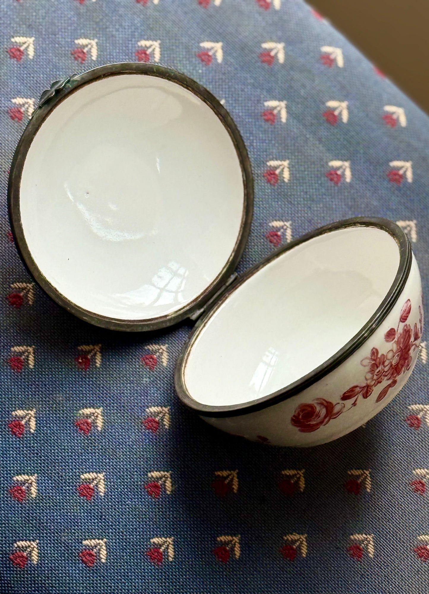 Antique French Faience Bonbonnière